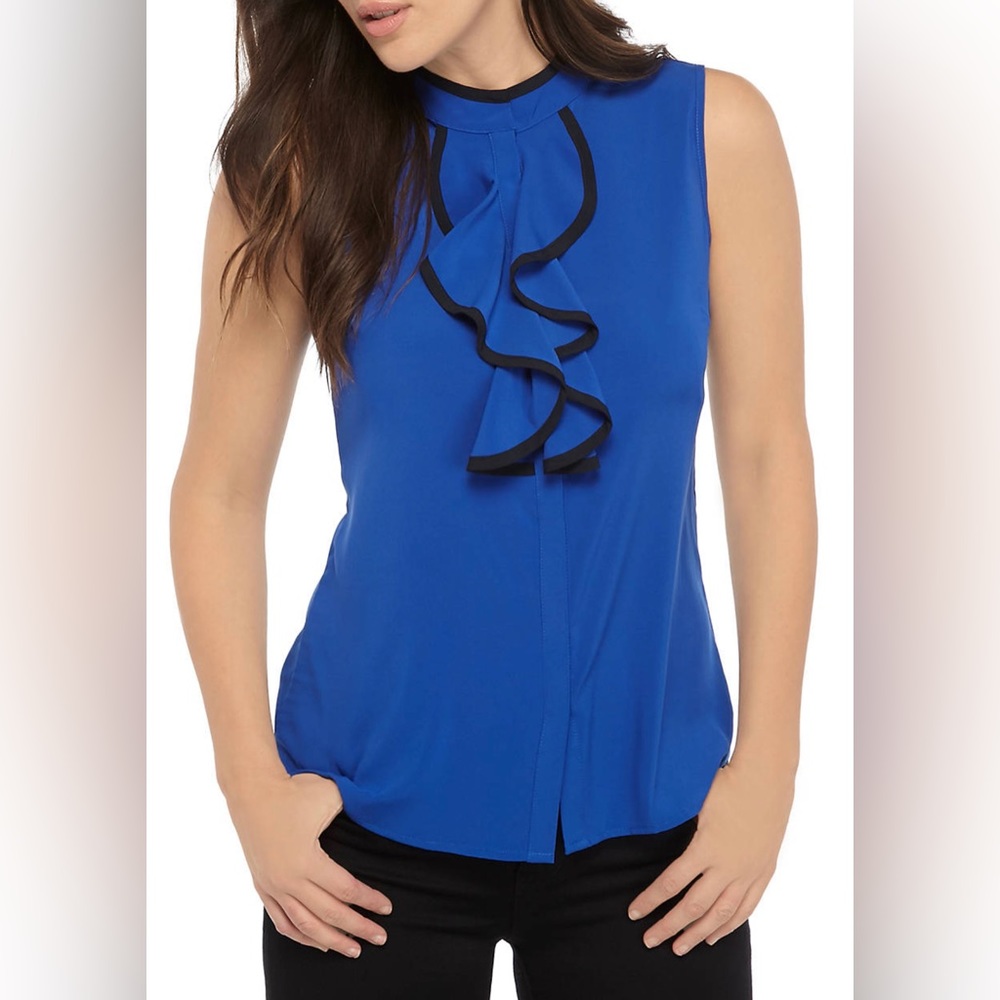 Calvin Klein Sleeveless Piped Ruffle Front Top. Size M.
